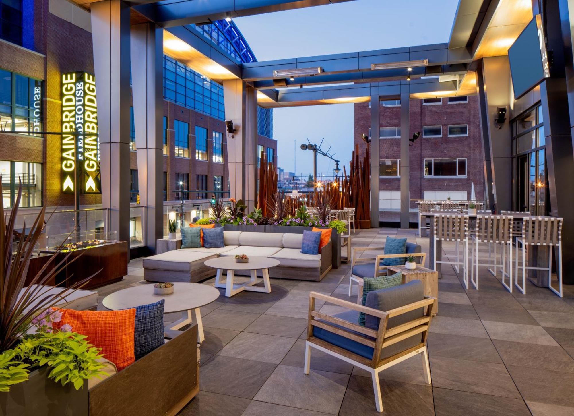 Hyatt Place Indianapolis Downtown エクステリア 写真