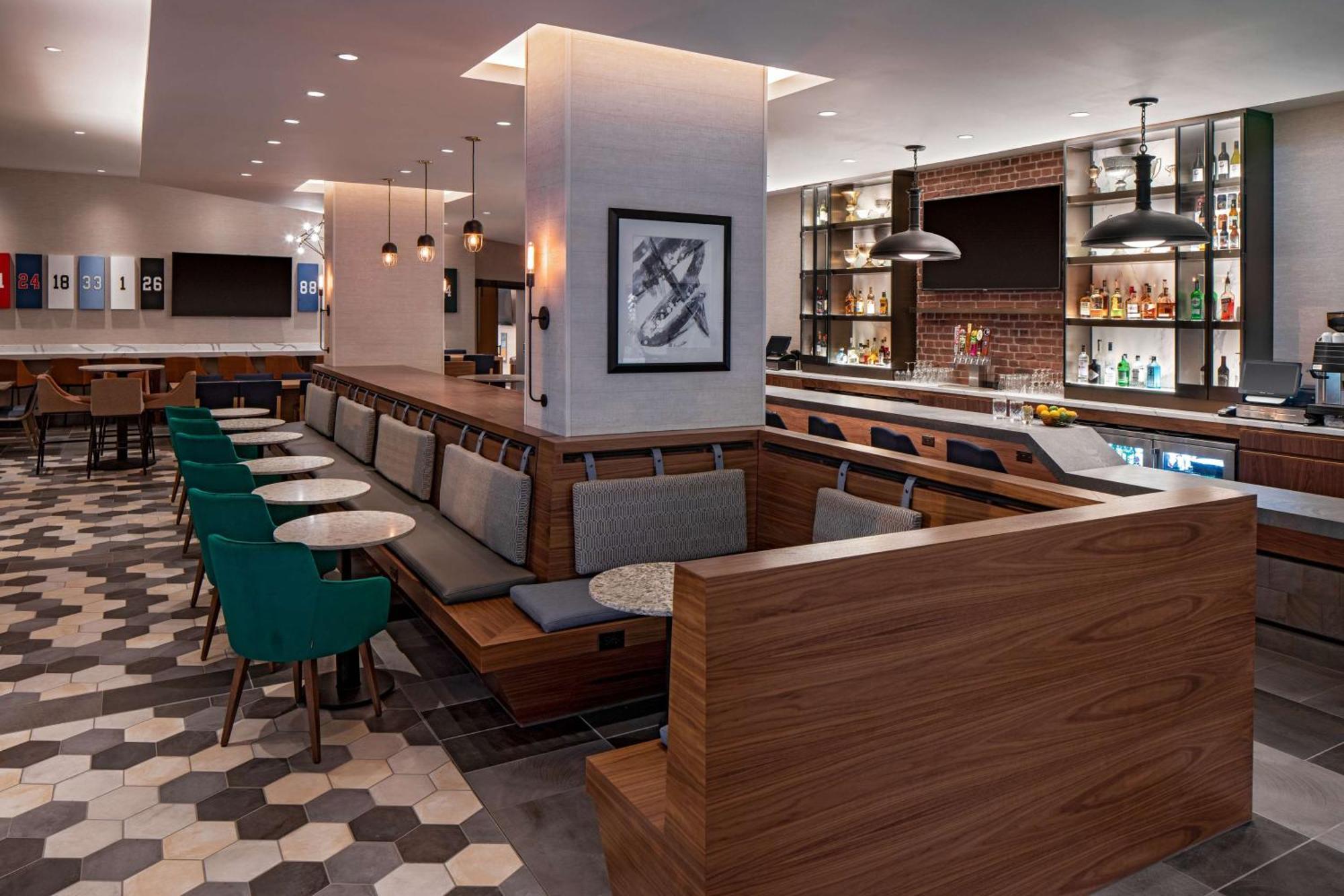 Hyatt Place Indianapolis Downtown エクステリア 写真