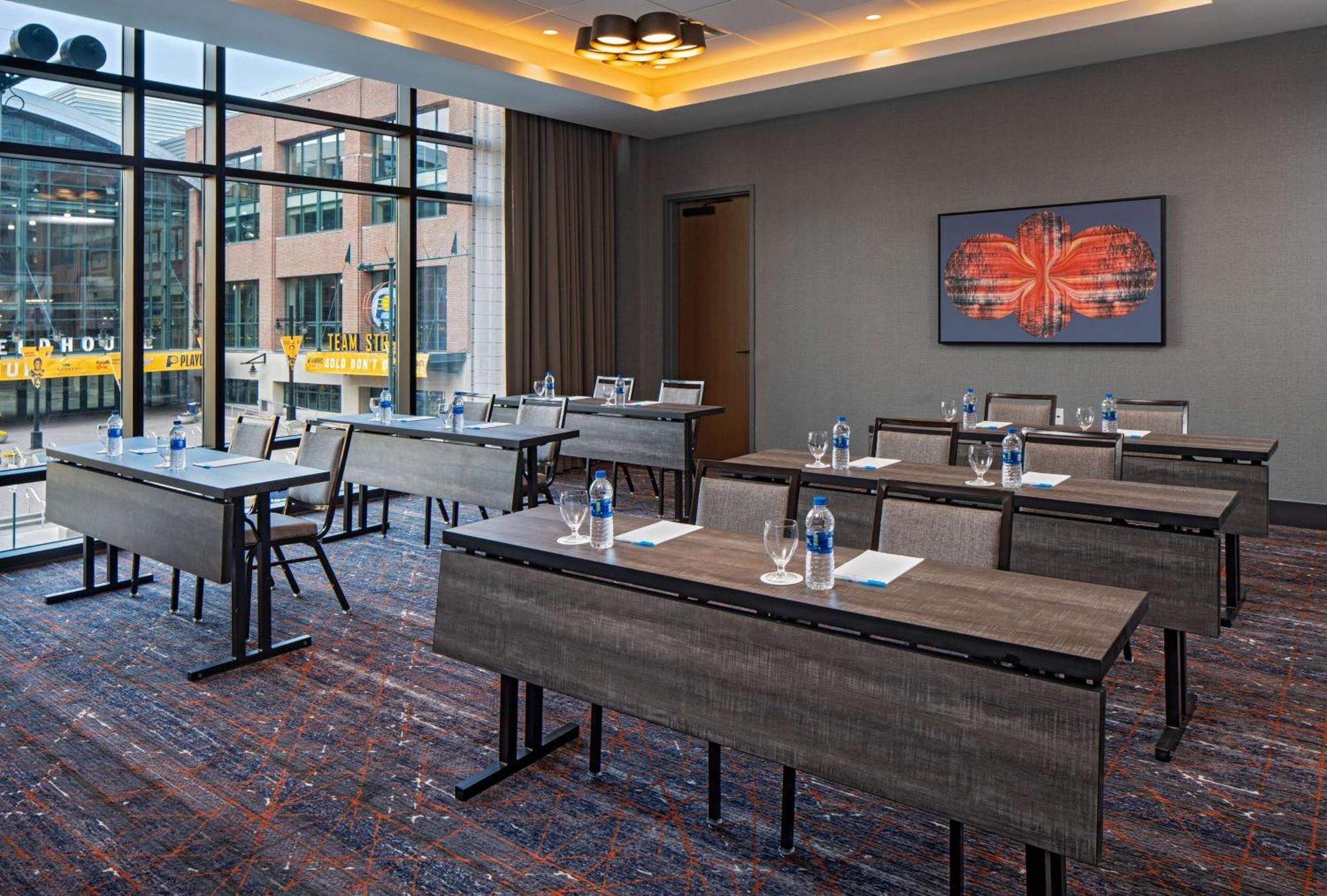 Hyatt Place Indianapolis Downtown エクステリア 写真