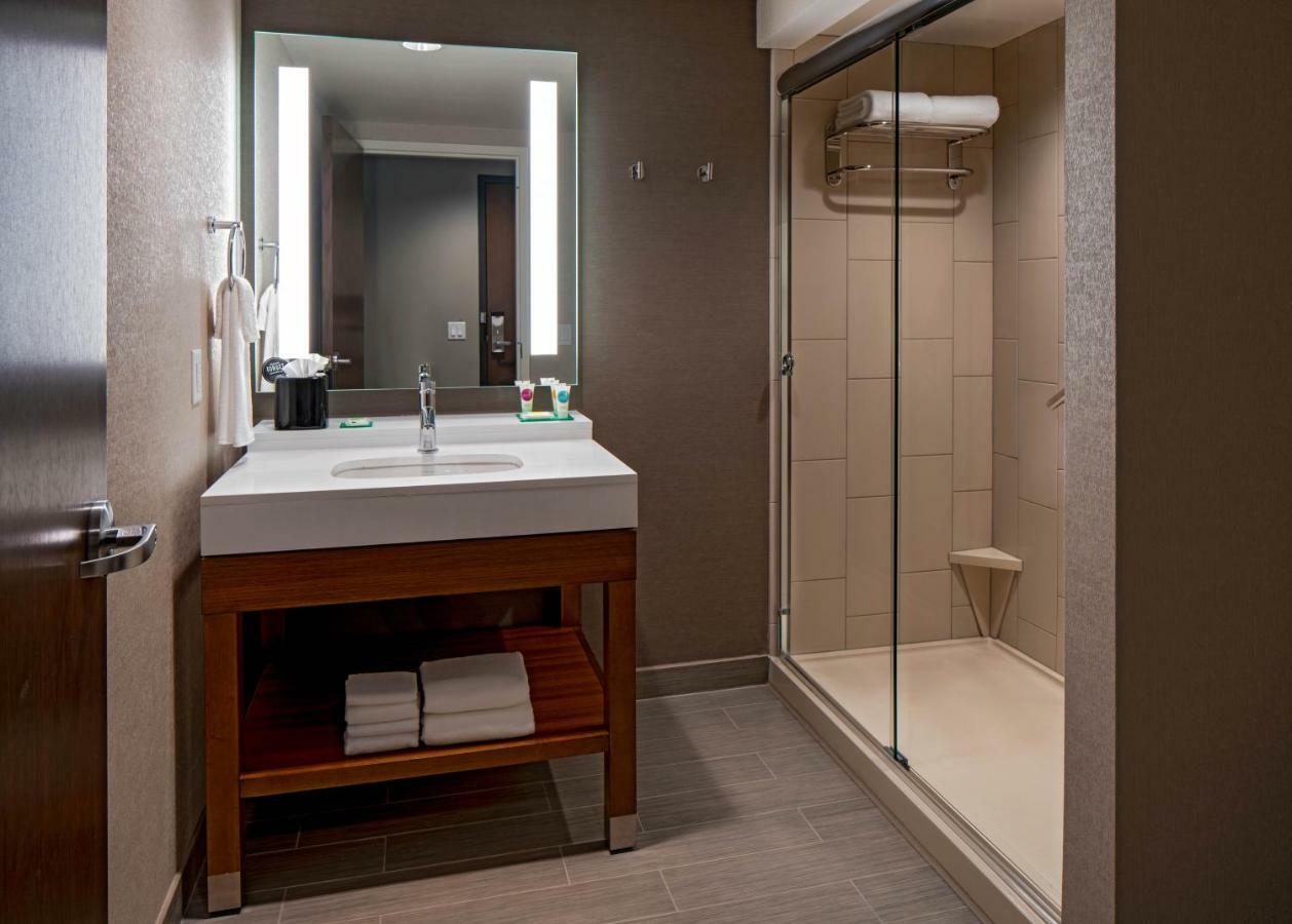 Hyatt Place Indianapolis Downtown エクステリア 写真